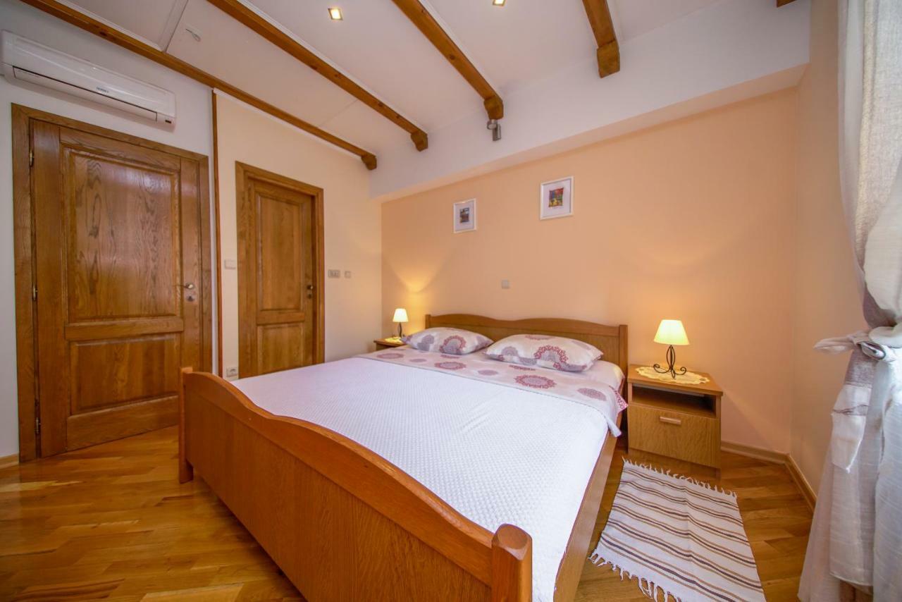 Apartment Stara Kuca Малі Стон Екстер'єр фото