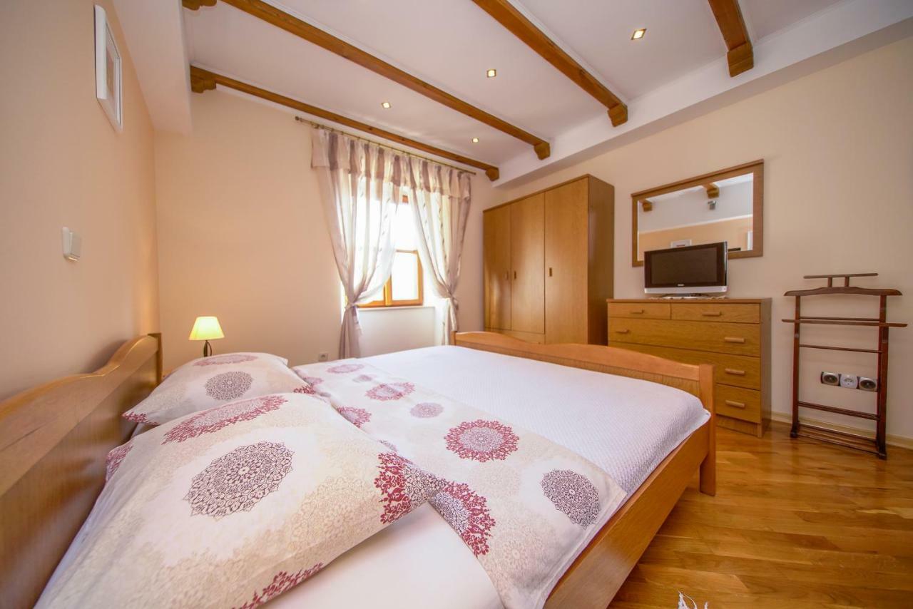 Apartment Stara Kuca Малі Стон Екстер'єр фото