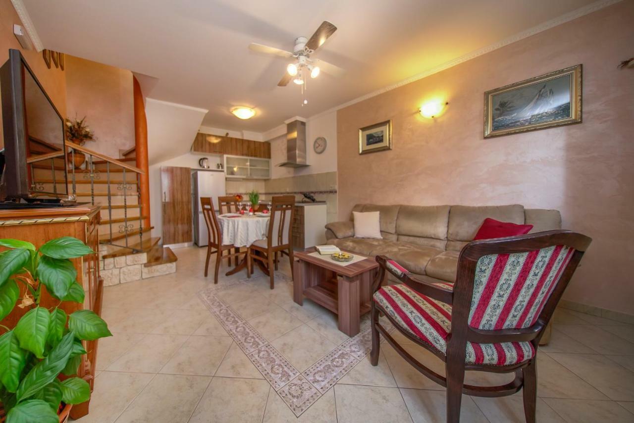 Apartment Stara Kuca Малі Стон Екстер'єр фото